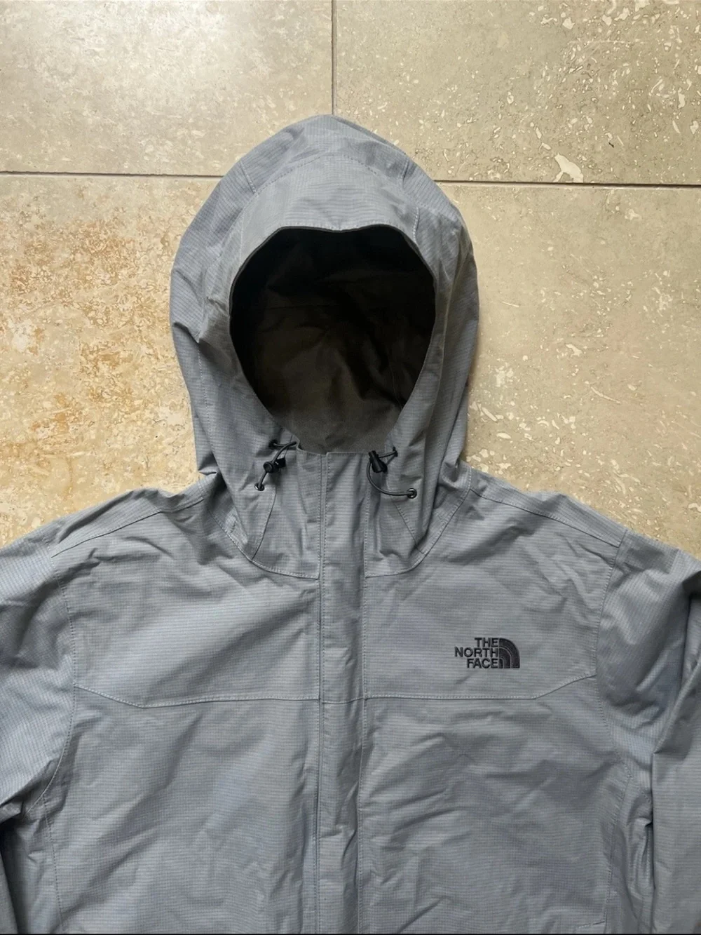 The North Face Men's Full Zip Gray Hyvent 2.5L Venture Jacket Size Medium